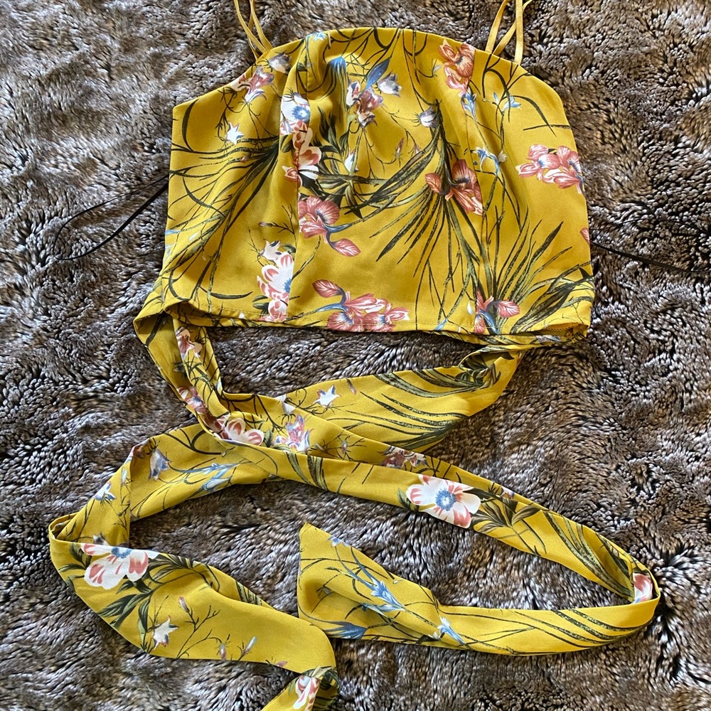 Floral wrap tank